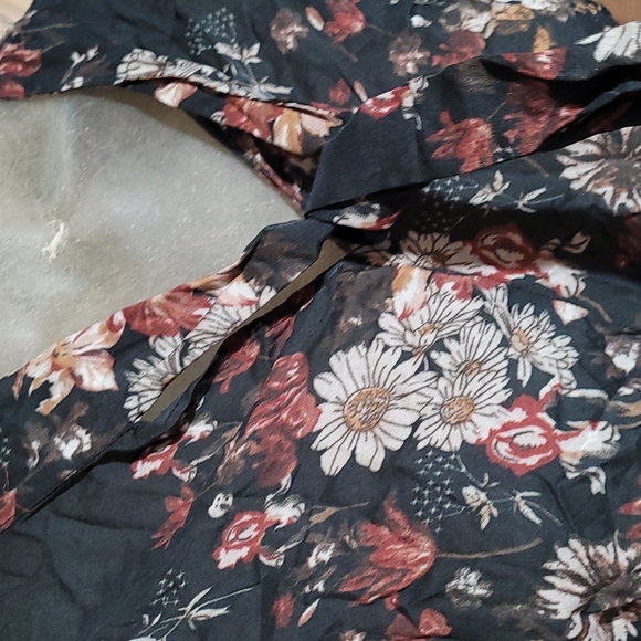 NWT Plus Size 1X bouse - Picture 2 of 4